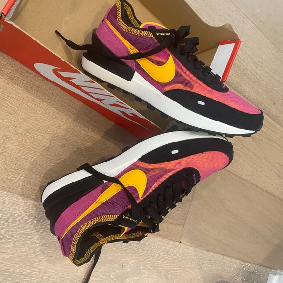 Nike Waffle One - Picture 5 of 7